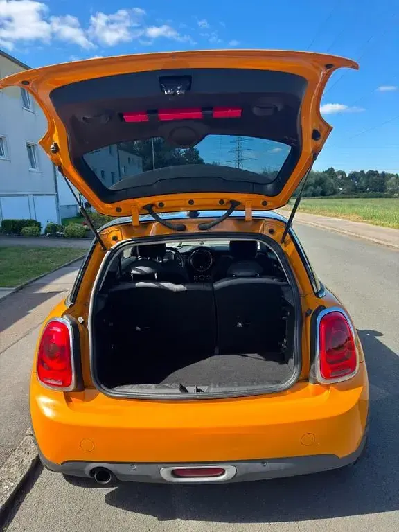 Gebraucht Mini Cooper 136 PS (100 kW) 2015 Orange Kleinwagen