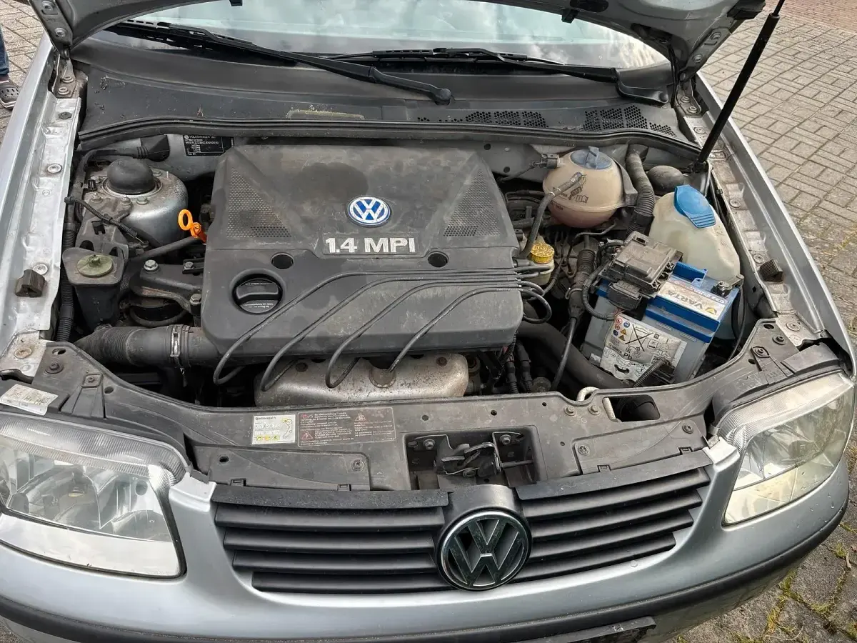 Gebraucht VW Polo 75 PS (55 kW) 2001 Silber Kleinwagen