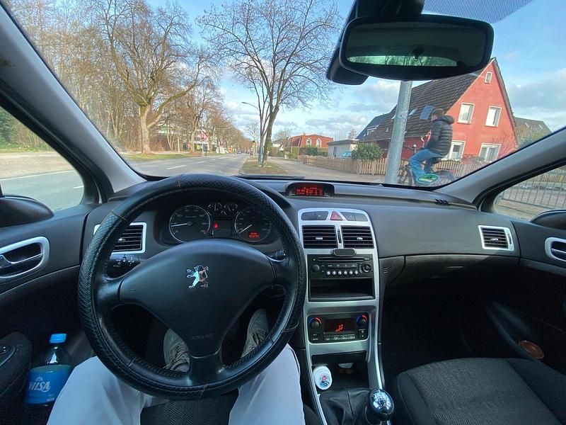 Gebraucht Peugeot 307 110 PS (80 kW) 2007 Silber Kombi