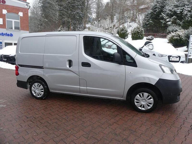 Gebraucht Nissan Evalia 90 PS (66 kW) 2011 Silber Van / Kleinbus