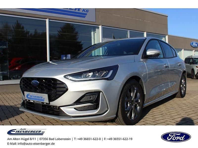 Neu Ford Focus ST-Line 125 PS (91 kW) 2026 Polarsilber metallic Limousine