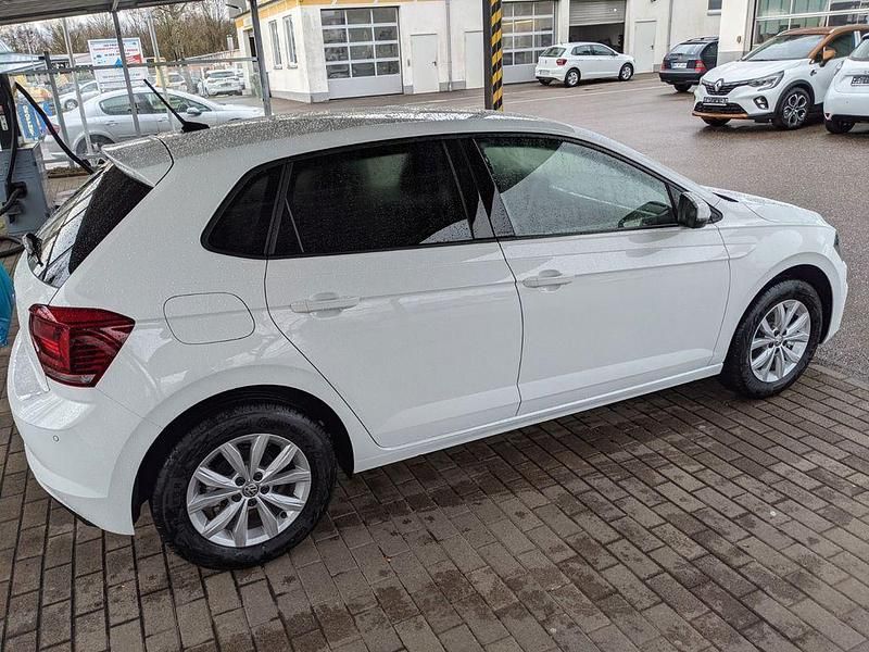 Gebraucht VW Polo Highline 116 PS (85 kW) 2020 Weiß Kleinwagen