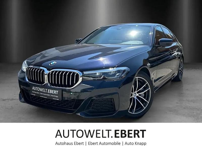 Carbonschwarz Gebraucht 2022 BMW 530 M Sport Limousine | 42.890 € (Fairer Preis) - Bild 1/4