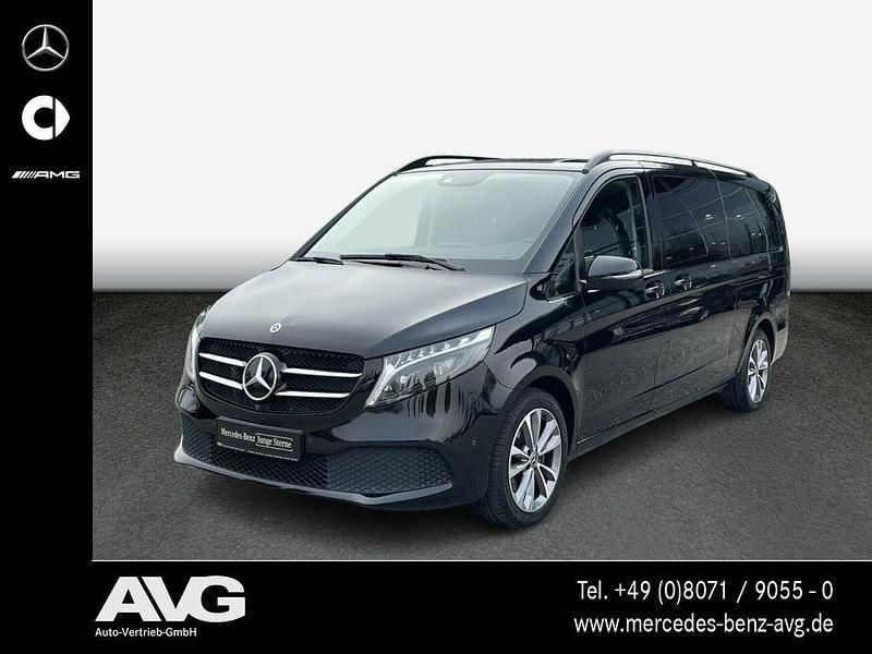 Obsidianschwarz Gebraucht 2024 Mercedes V300 Avantgarde Van / Kleinbus | 62.850 € (Fairer Preis) - Bild 1/4