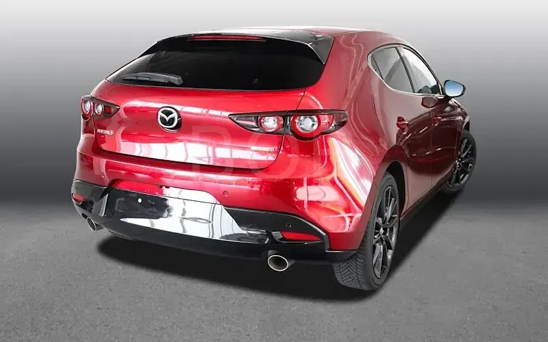 Używany Mazda 3 Exclusive 186 KM (136 kW) 2024 Czerwony Sedan/Limuzyna