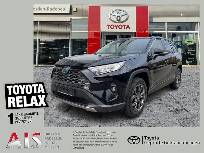 Attitude black mc. Gebraucht 2024 Toyota RAV4 Hybrid Team SUV | 39.990 € (Guter Preis) - Bild 1/3