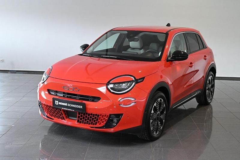 Orange sole orange metallic (metallic) Gebraucht 2024 Fiat 600E La Prima SUV | 24.750 € (Superpreis) - Bild 1/4