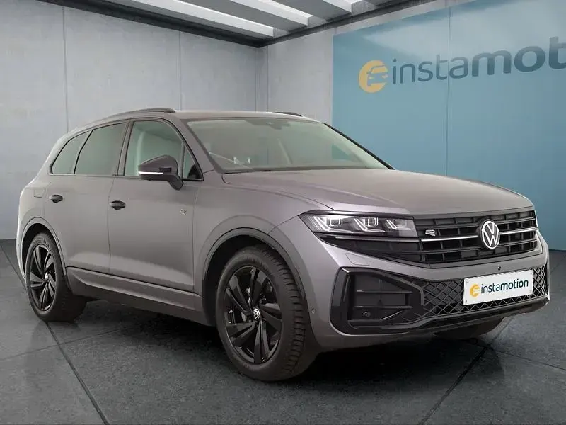 Gebraucht VW Touareg 286 PS (210 kW) 2025 Grau SUV