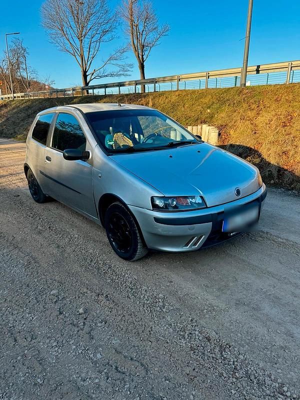 Gebraucht Fiat Punto 60 PS (44 kW) 2002 Silber Kleinwagen