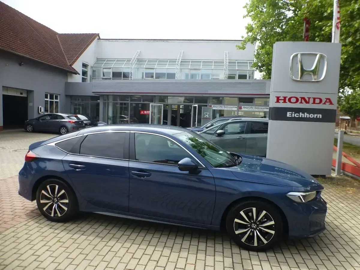 Neu Honda Civic Elegance 184 PS (135 kW) 2026 Seabed blue p. Limousine