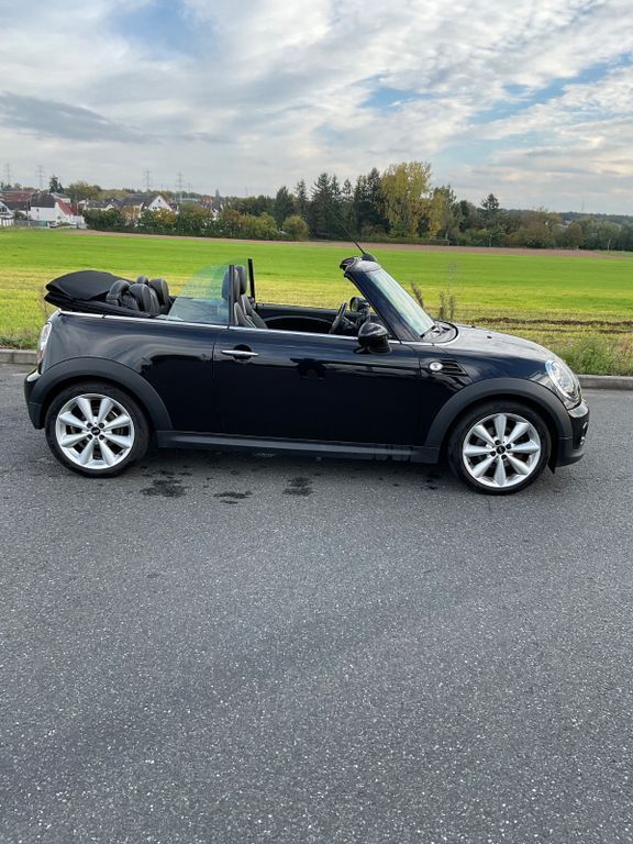 Schwarz Gebraucht 2012 Mini Cooper D Kleinwagen | 9.200 € (Etwas zu teuer) - Bild 1/4