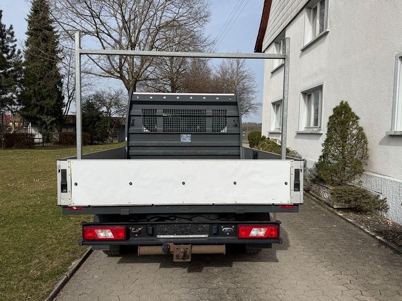 Gebraucht Ford Transit 131 PS (96 kW) 2017 Weiß Van / Kleinbus