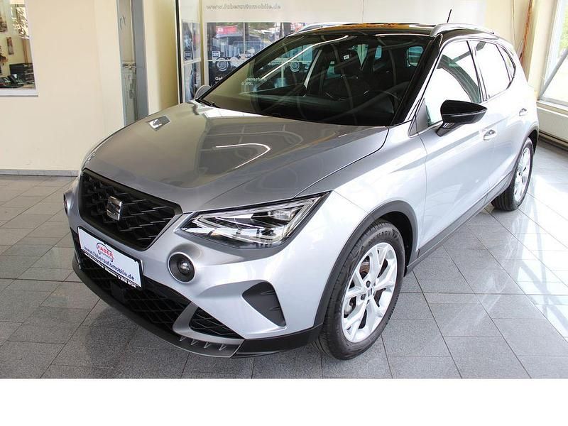 Spannende Arona Seat Gebraucht Bild