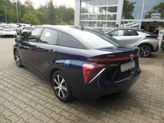 Gebraucht Toyota Mirai Basis 182 PS (133 kW) 2019 Iridiumblau metallic Limousine