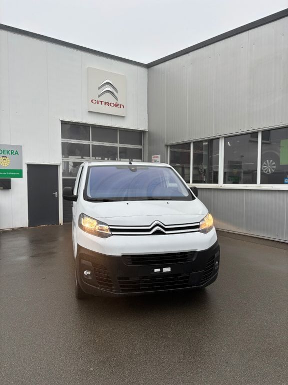 Weiß Gebraucht 2023 Citroën Jumpy Van / Kleinbus | 27.500 € (Fairer Preis) - Bild 1/4