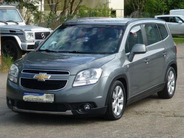 Grau Gebraucht 2011 Chevrolet Orlando LTZ Van / Kleinbus | 6.970 € (Guter Preis) - Bild 1/4