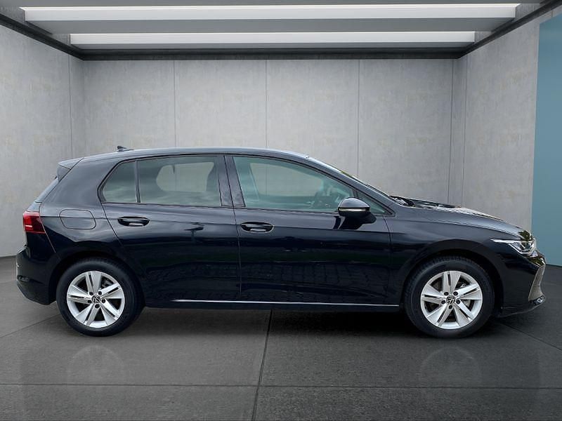 Gebraucht VW Golf VIII 116 PS (85 kW) 2024 Schwarz Kleinwagen