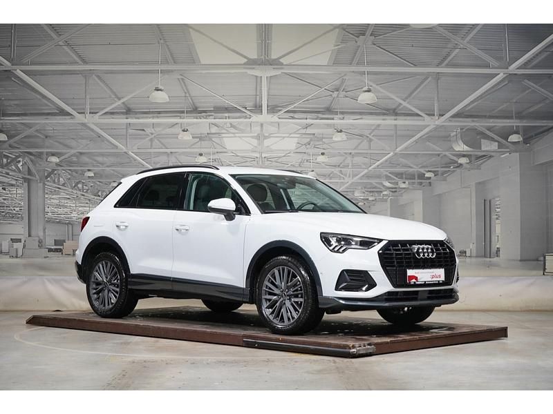 Gebraucht Audi Q3 Advanced Plus 150 PS (110 kW) 2026 Gletscherweiß metallic SUV