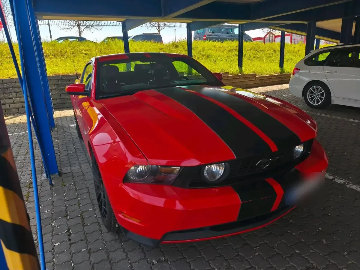 Gebraucht Ford Mustang 421 PS (309 kW) 2011 Rot Coupé