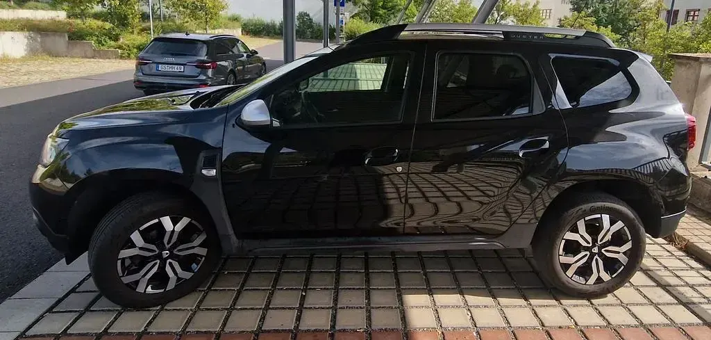 Gebraucht Dacia Duster Comfort 137 PS (100 kW) 2023 Schwarz SUV