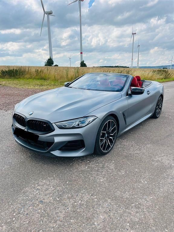 Grau Gebraucht 2023 BMW M850 Performance Coupé | 98.900 € - Bild 1/4