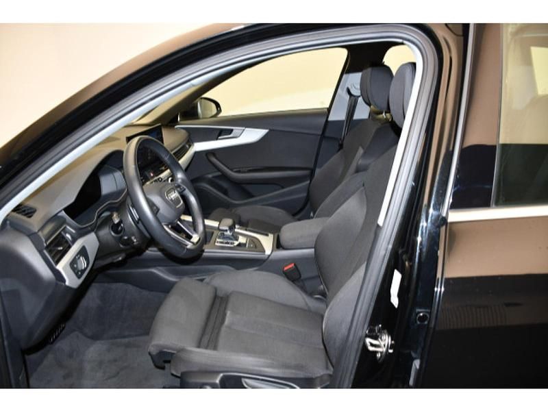 Gebraucht Audi A4 S-Line 204 PS (150 kW) 2023 Kombi