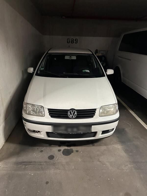 Weiß Gebraucht 2000 VW Polo Basis Kleinwagen | 300 € (Superpreis) - Bild 1/4