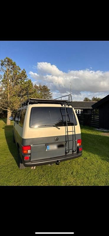 Gebraucht VW T4 102 PS (75 kW) 1996 Beige Van