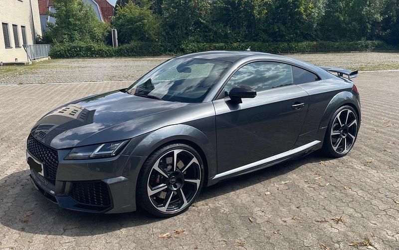 Grau Gebraucht 2019 Audi TT RS Comfort Coupé | 49.900 € (Guter Preis) - Bild 1/4