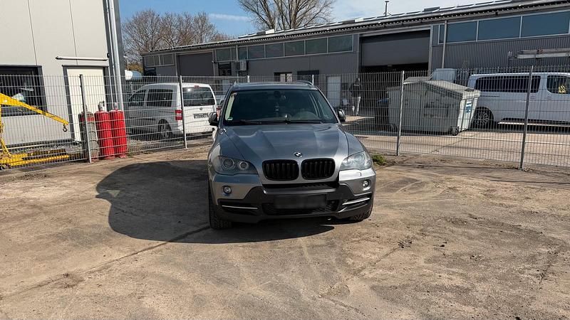 Gebraucht BMW X5 235 PS (172 kW) 2010 Grau SUV