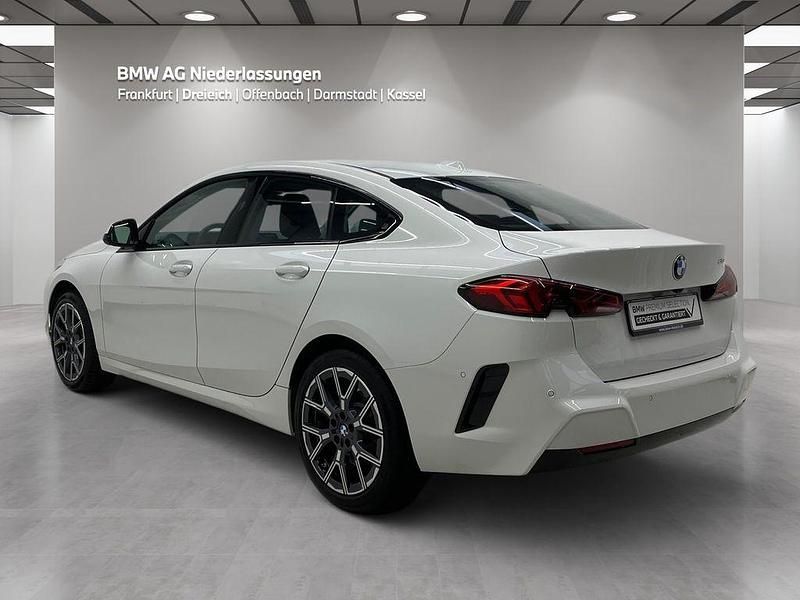 Gebraucht BMW 220 Shadowline 156 PS (114 kW) 2025 Weiß Coupé