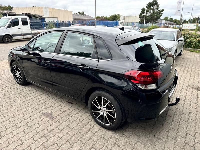 Gebraucht Citroën C4 Start 99 PS (72 kW) 2017 Limousine