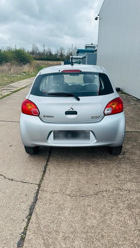 Second-hand Mitsubishi Space Star 82 CP (60 kW) 2015 Hatchback