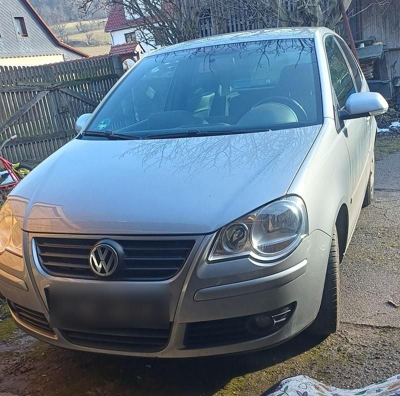 Gebraucht VW Polo 60 PS (44 kW) 2009 Silber Kleinwagen