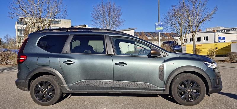 Gebraucht Dacia Jogger 91 PS (66 kW) 2023 Grün Van / Kleinbus