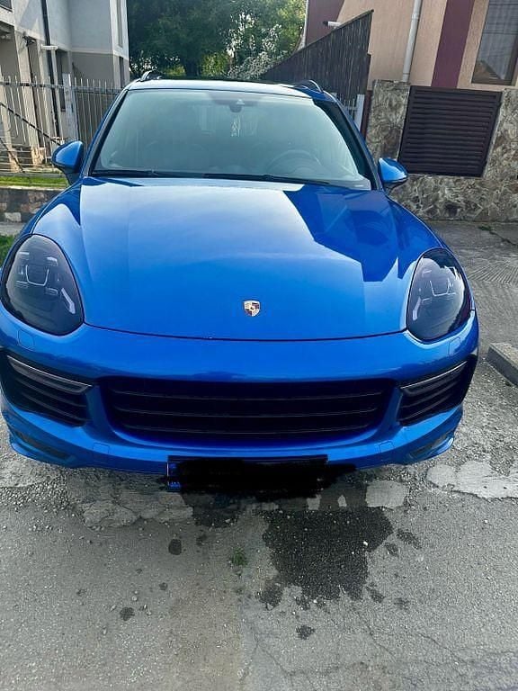 Blau Gebraucht 2016 Porsche Cayenne Turbo S SUV | 35.800 € (Superpreis) - Bild 1/4