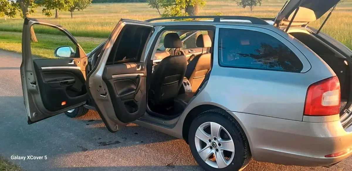 Używany Skoda Octavia 122 KM (89 kW) 2011 Beżowy Kombi