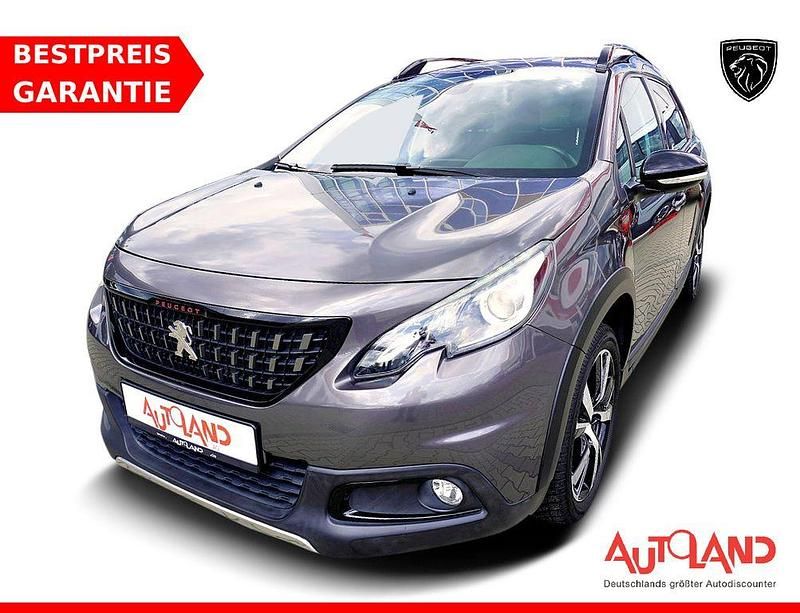 Grau Gebraucht 2018 Peugeot 2008 GT-line SUV | 13.990 € (Teuer) - Bild 1/4
