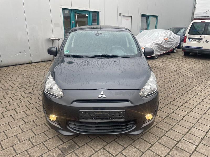 Grau Gebraucht 2014 Mitsubishi Space Star Kleinwagen | 5.500 € - Bild 1/4