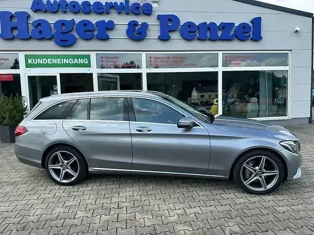 Gebraucht Mercedes C250 211 PS (155 kW) 2015 Silber Kombi
