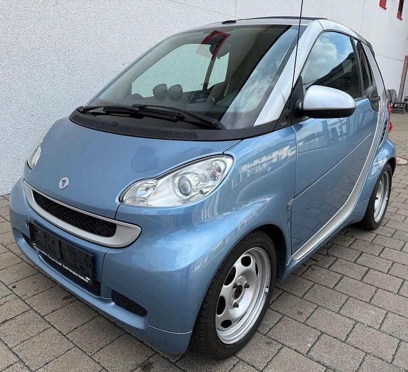 Blau Gebraucht 2011 Smart ForTwo Cabrio Cabrio | 3.990 € (Guter Preis) - Bild 1/4