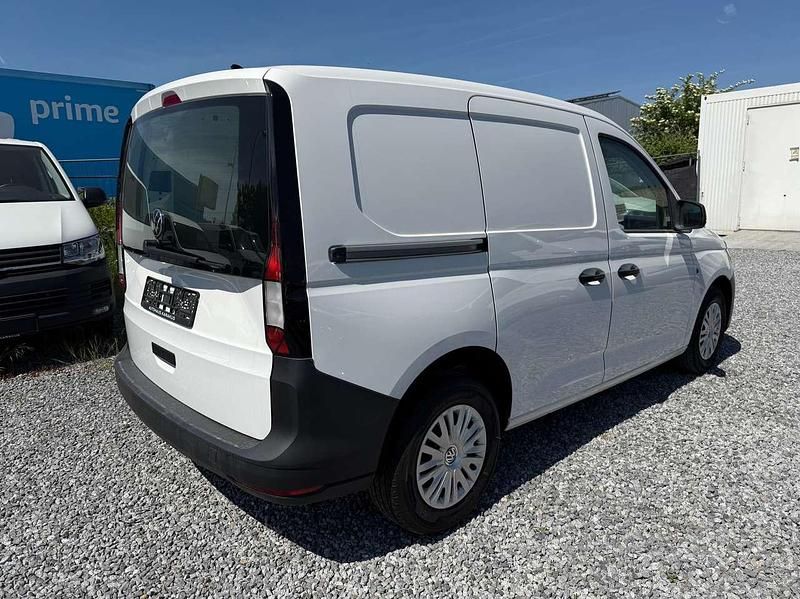 Usata VW Caddy 102 CV (75 kW) 2022 Bianco Monovolume