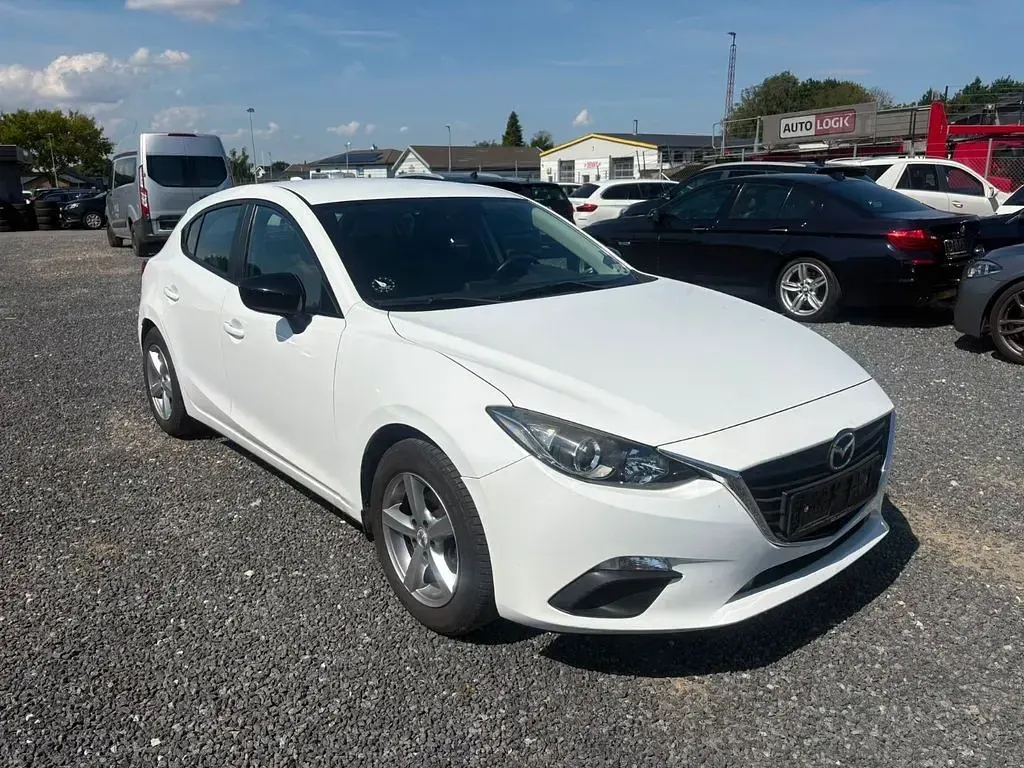 Gebraucht Mazda 3 Prime-Line 101 PS (74 kW) 2014 Weiß Limousine