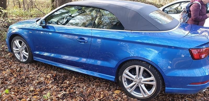Gebraucht Audi A3 Cabriolet S-Line 150 PS (110 kW) 2019 Blau Cabrio