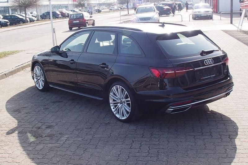 Gebraucht Audi A4 Advanced 190 PS (139 kW) 2020 Schwarz Kombi