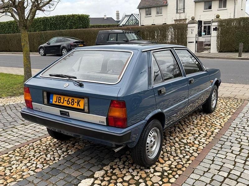 Gebraucht Lancia Delta 75 PS (55 kW) 1980 Blau Kleinwagen