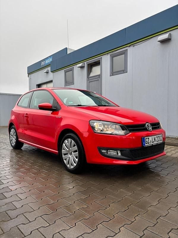 Gebraucht VW Polo 90 PS (66 kW) 2010 Rot Kleinwagen