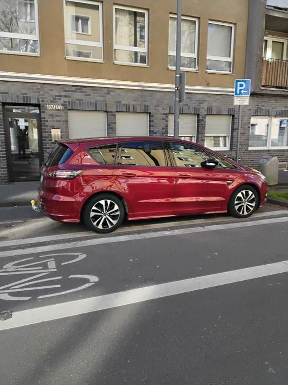 Gebraucht Ford S-MAX ST-Line 241 PS (177 kW) 2019 Rot Van / Kleinbus