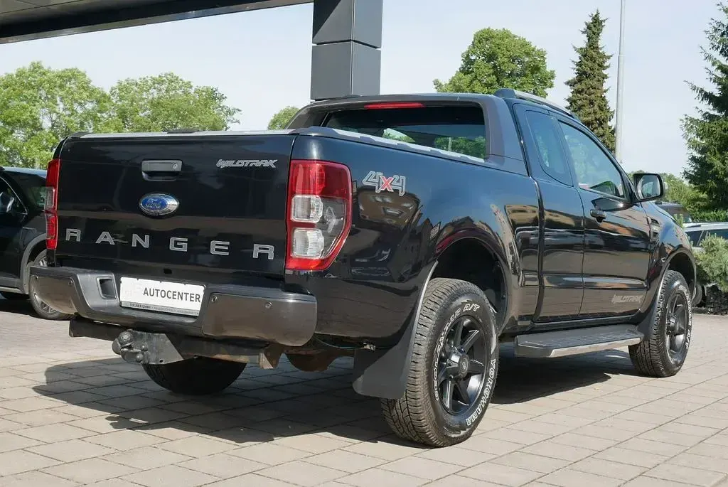 Gebraucht Ford Ranger Wildtrack 200 PS (147 kW) 2017 Pantherschwarz metallic (metallic) Pickup
