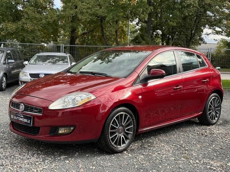 Rot Gebraucht 2009 Fiat Bravo Kleinwagen | 2.999 € (Fairer Preis) - Bild 1/4
